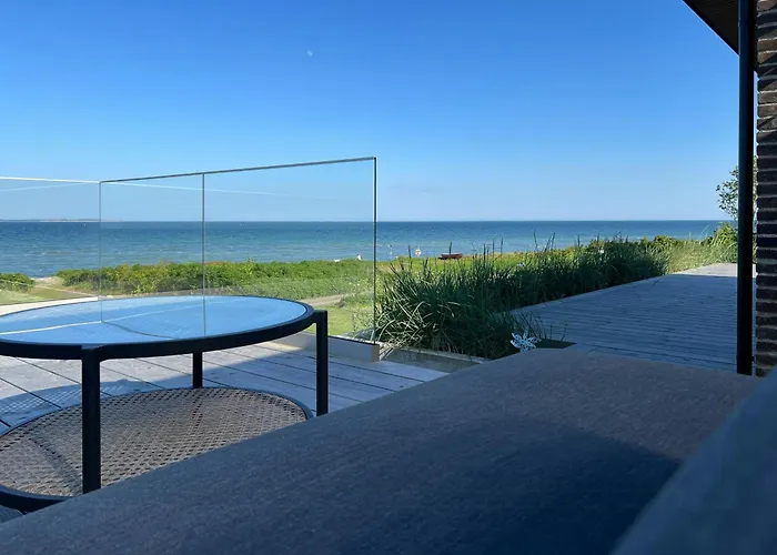 Panoramic Views And Quality At Dyngby Одде